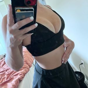 Black crop top